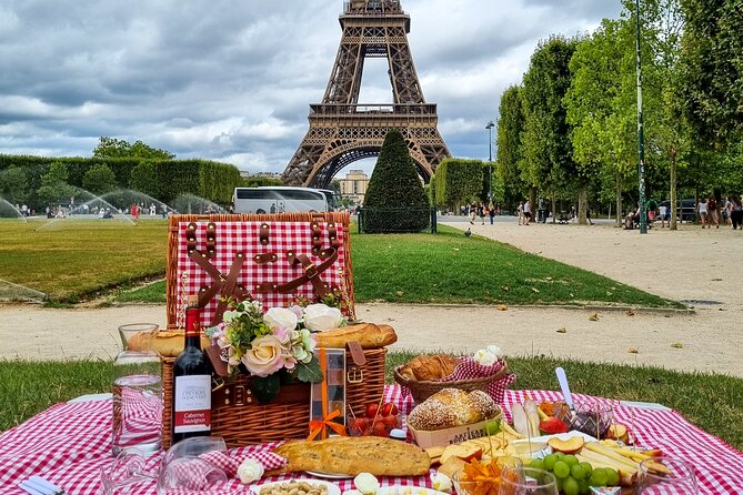 نزهة على ضفاف نهر السين