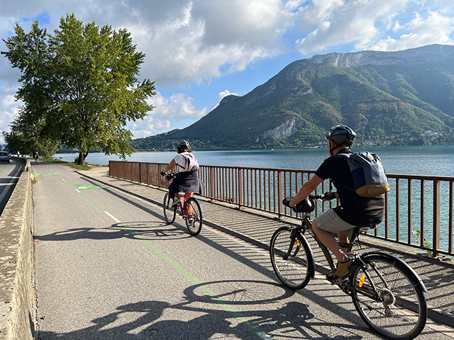 Cycle Path along Lake Annecy