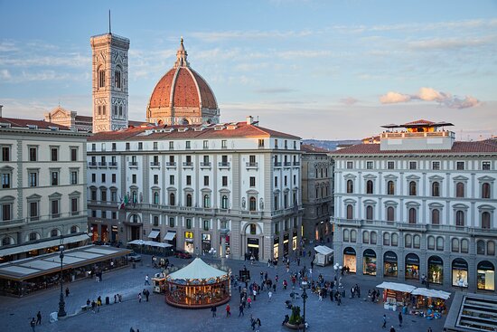 Piazza della Repubblica, Florence