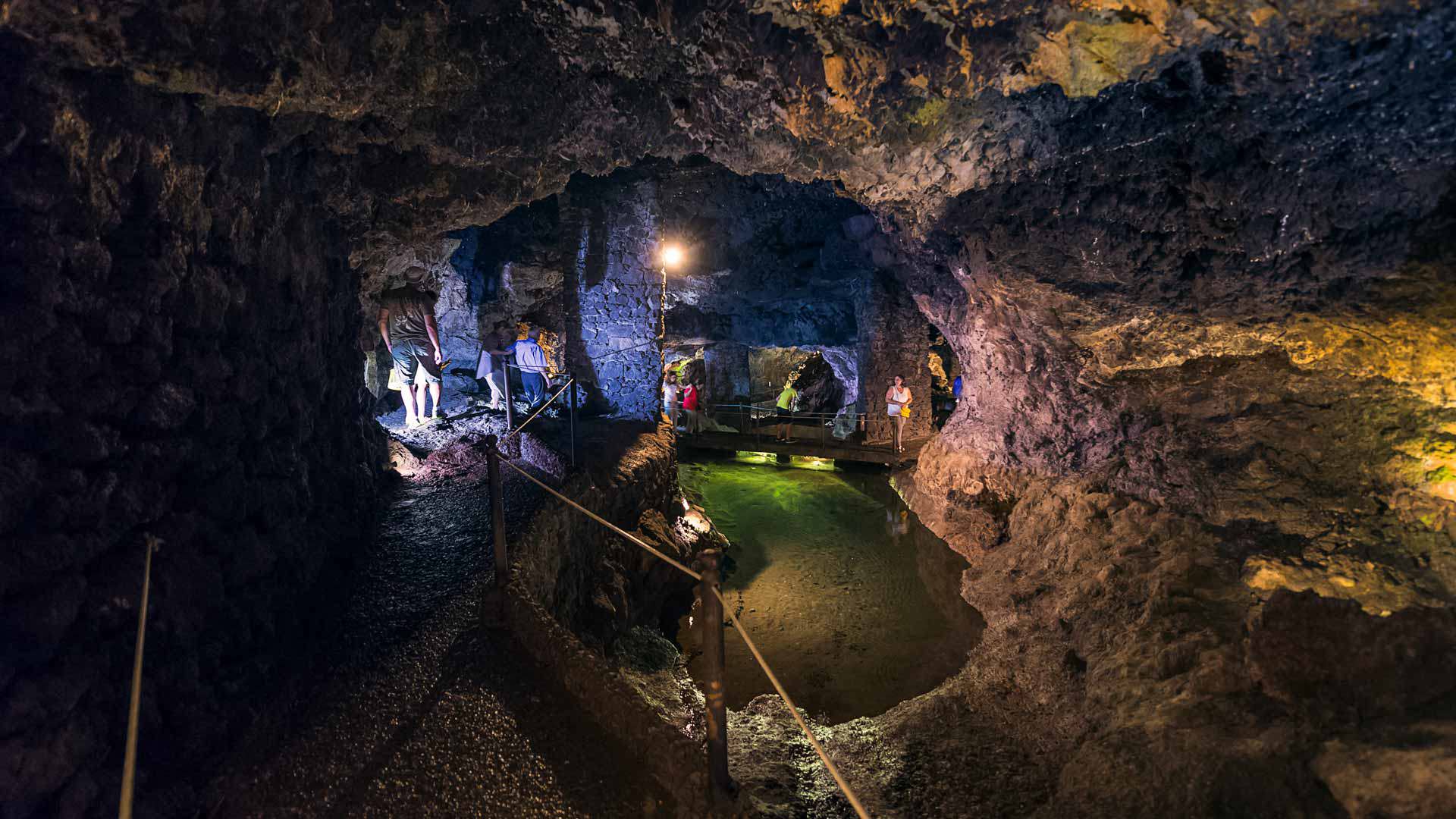 São Vicente Caves