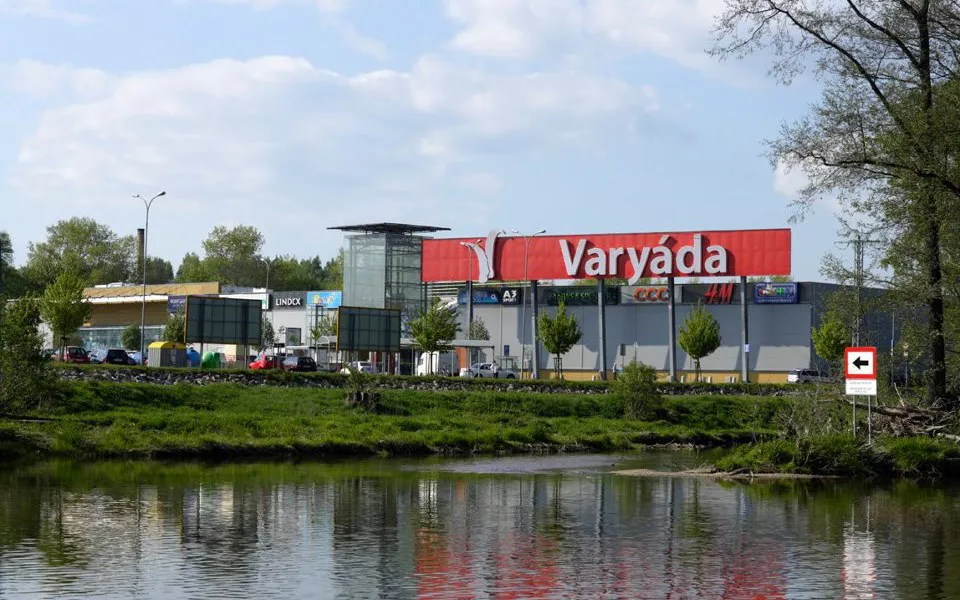 Varyáda Shopping Center