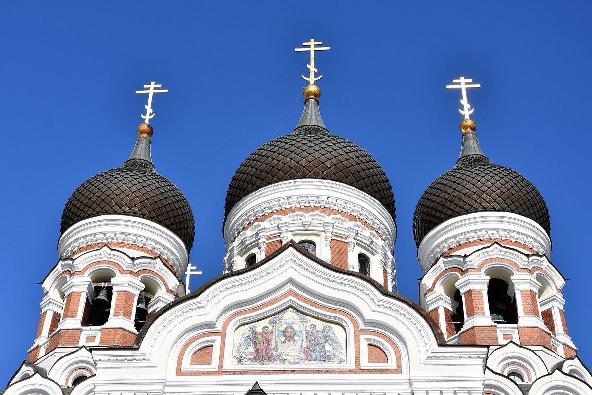 Visit Toompea Hill and Alexander Nevsky Cathedral
