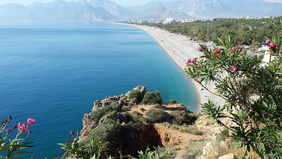 Konyaalti Beach