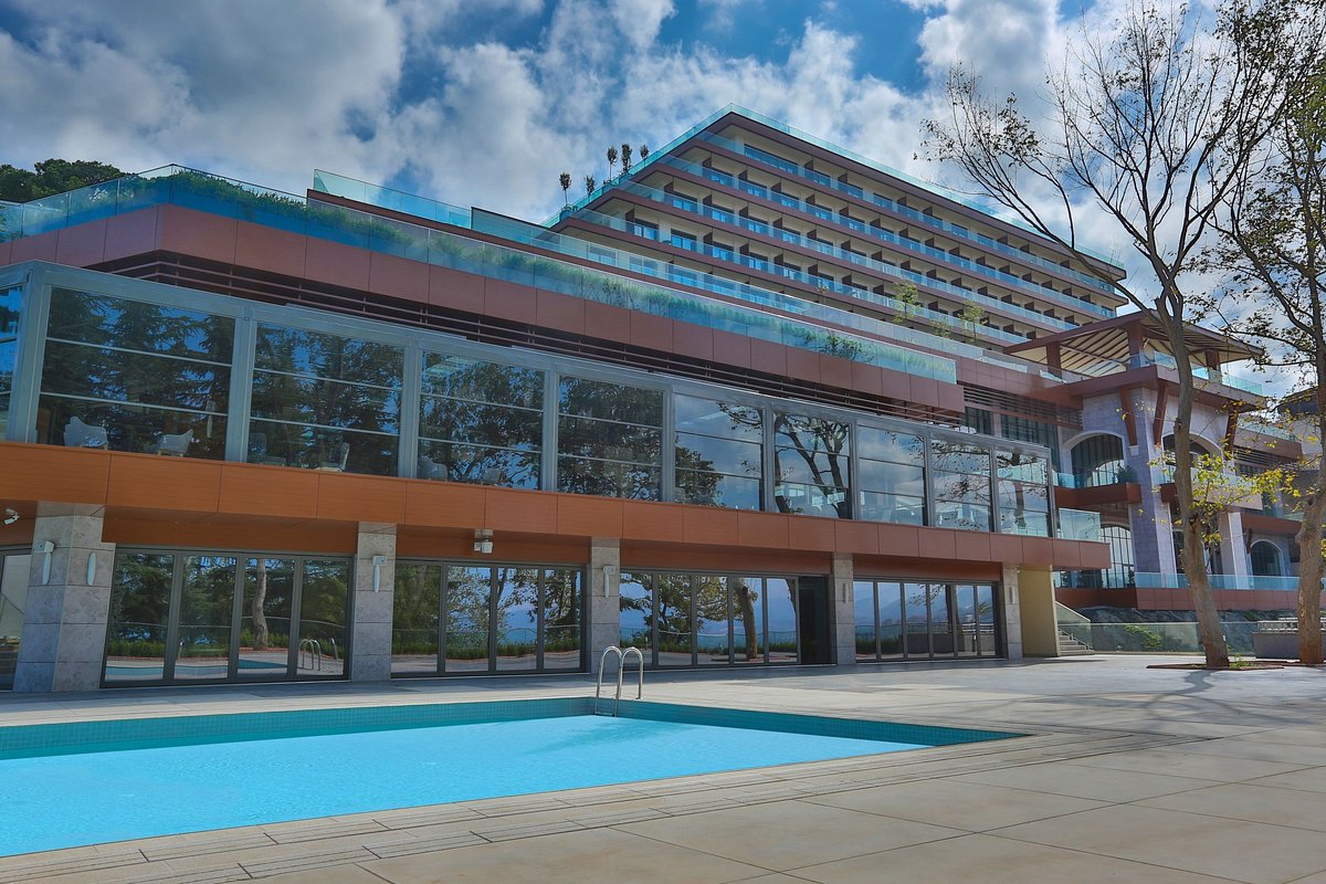 Recommended Hotel: Radisson Blu Hotel, Trabzon Image 1
