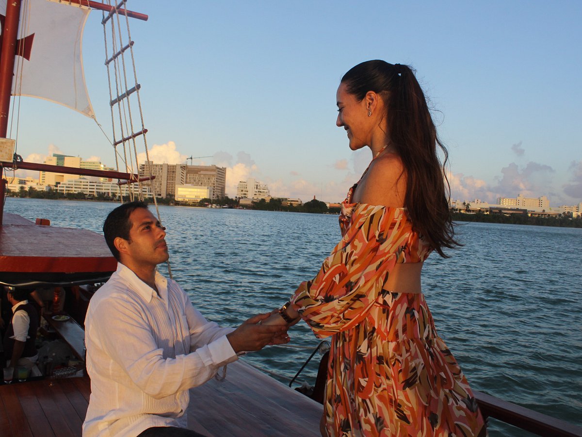 Romantic Dinner Cruise