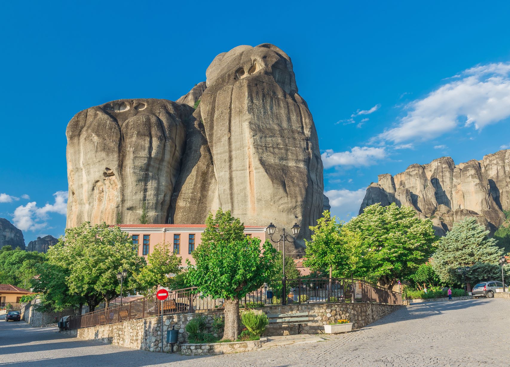 Kastraki Village