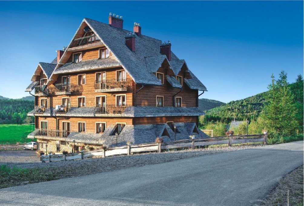 مكان الإقامة المقترح: Hotel CARPATIA Bieszczady Image 1