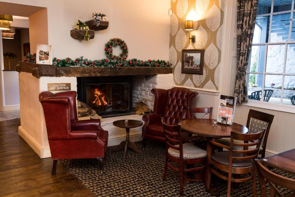 مكان الإقامة المقترح: The Wellington Brecon Hotel Image 1
