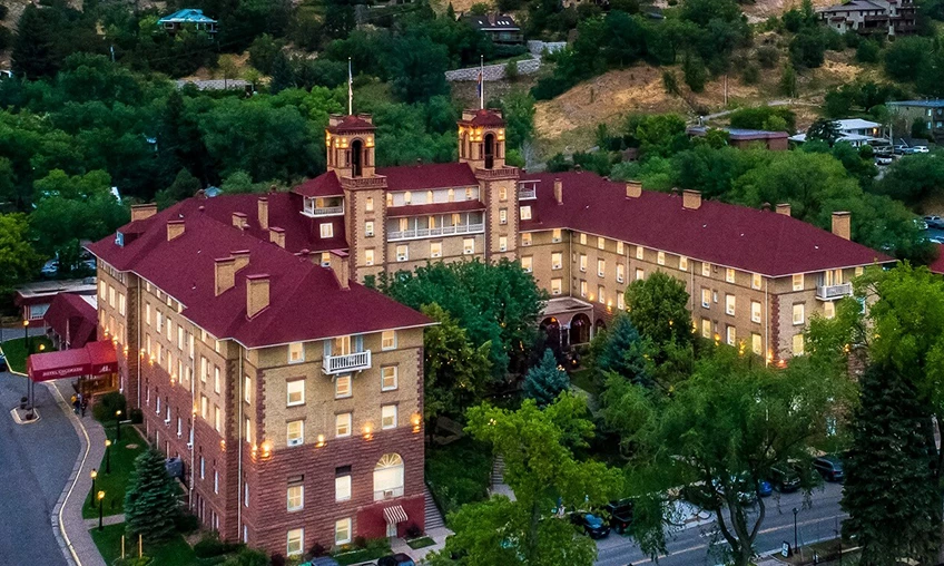 Recommended Hotel: Hotel Colorado Image 1