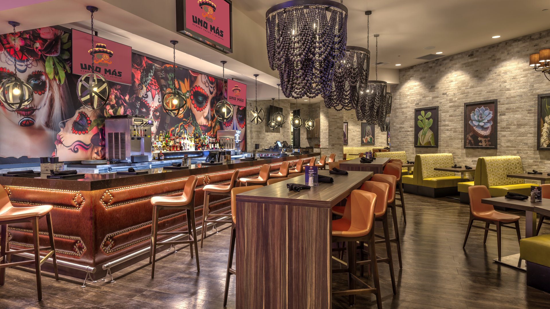 Uno Restaurant