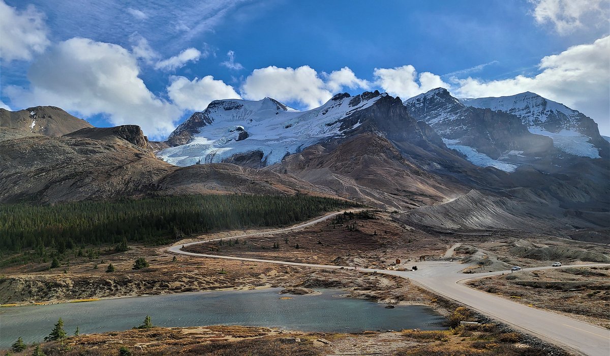 Columbia Icefield Discovery Centre