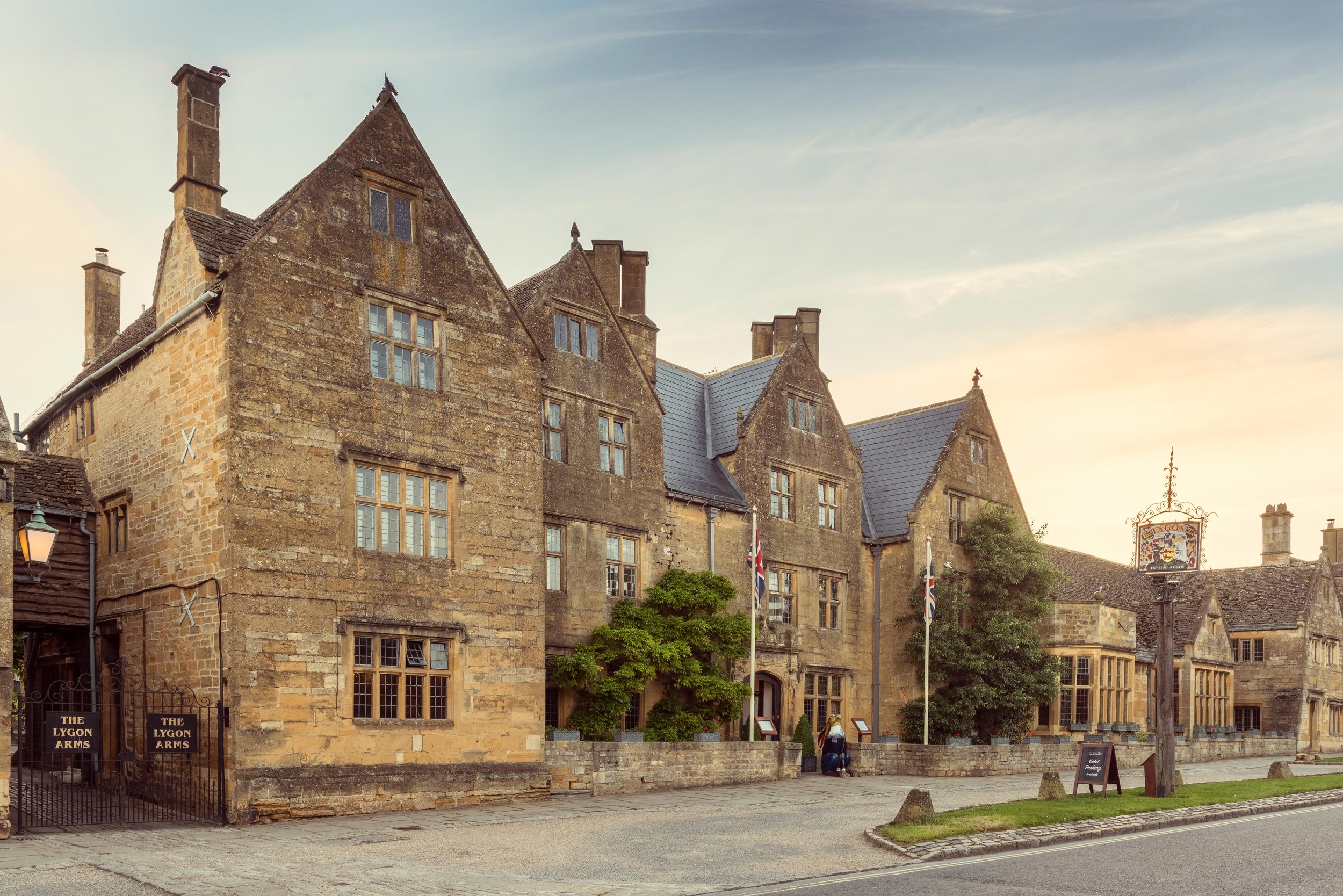 The Lygon Bar & Grill